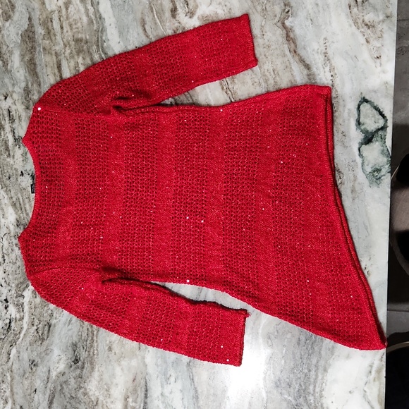 Sparkly red sweater - Picture 3 of 6